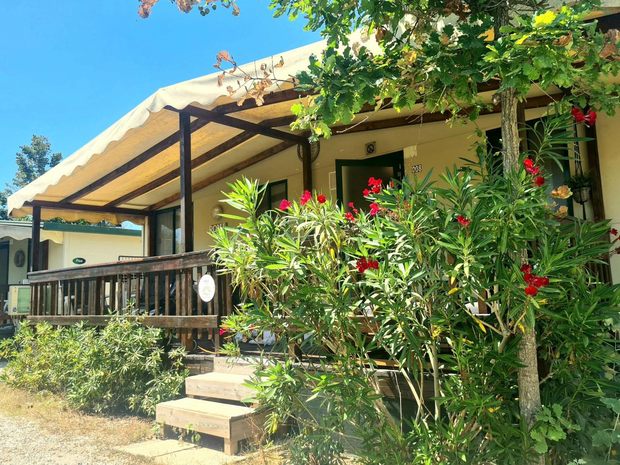 Comfortabele Familie Chalets Met Veranda Incl Airco Dichtbij Zee! В'яреджо Екстер'єр фото