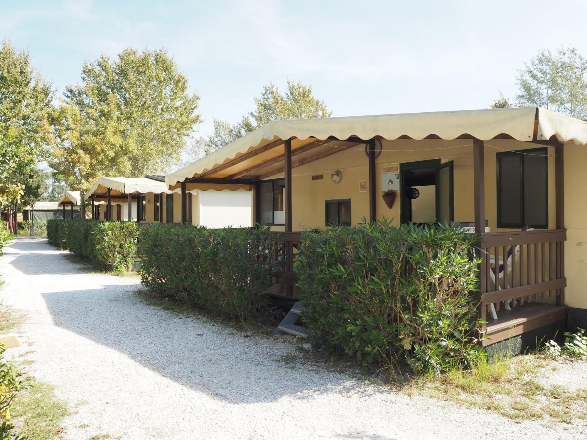 Comfortabele Familie Chalets Met Veranda Incl Airco Dichtbij Zee! В'яреджо Екстер'єр фото